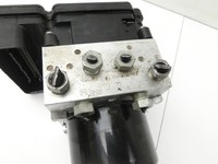 Volvo V60 D4 10-13 ABS Steuergerät Aggregat Hydraulikblock Volvo V60 D4 10-13 24.03.2011 31329137 285262-58043... Vorschau 4