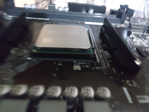 PCパーツ RYZEN 3 3200G Amazon | AMD Ryzen 3 3200G with Wraith Stealth cooler 3.6GHz