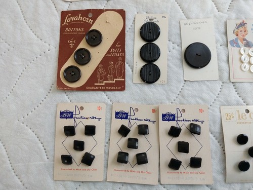 Vintage Sewing Button Lot of 20 on Cards white black pearl baby le chic luckyday