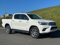 2019 Toyota Hilux 2.4 HI-Luxury Invincible D-4D 4WD Double Cab Auto 4WD 5dr Pick