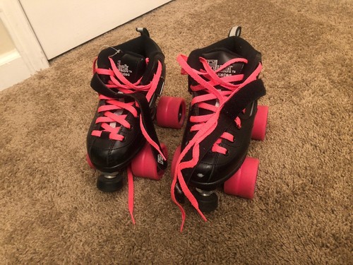 GT-50 ROCK SKATES ROLLER SKATES SIZE 4 QUADS 4X4 DERBY SPEED RINK BLACK PINK