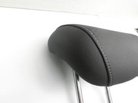 Opel Astra K 15-19 Kopfstütze Mitte Hinten Opel Astra K 15-19 25.10.2018 gebraucht Vorschau 2