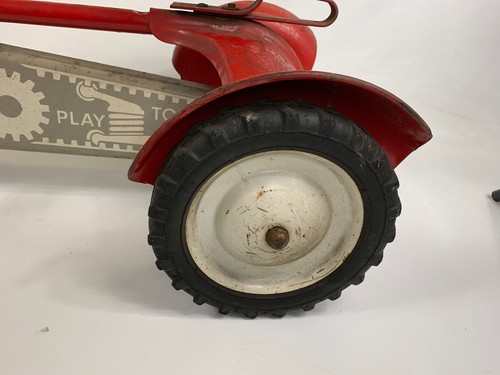 Vintage AMF Ranch Tractor Pedal Tractor Car Toy Tractor!
