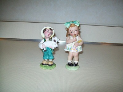 Vtg 1950s Tiziano Galli Italy Glossy Ceramic Boy With Lamb Girl Eating Figurines