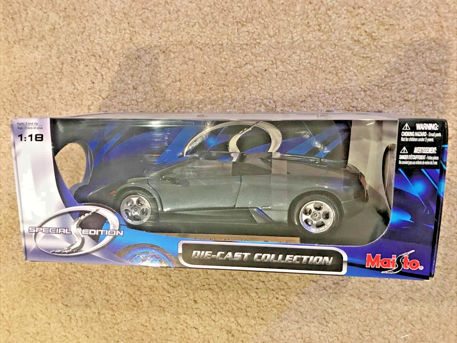 1:18 SCALE MAISTO LAMBORGHINI MURCIELAGO ROADSTER DIECAST