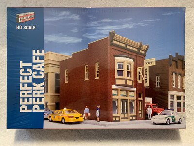Walthers Cornerstone #933-3468 HO Scale Perfect Perk Cafe Kit
