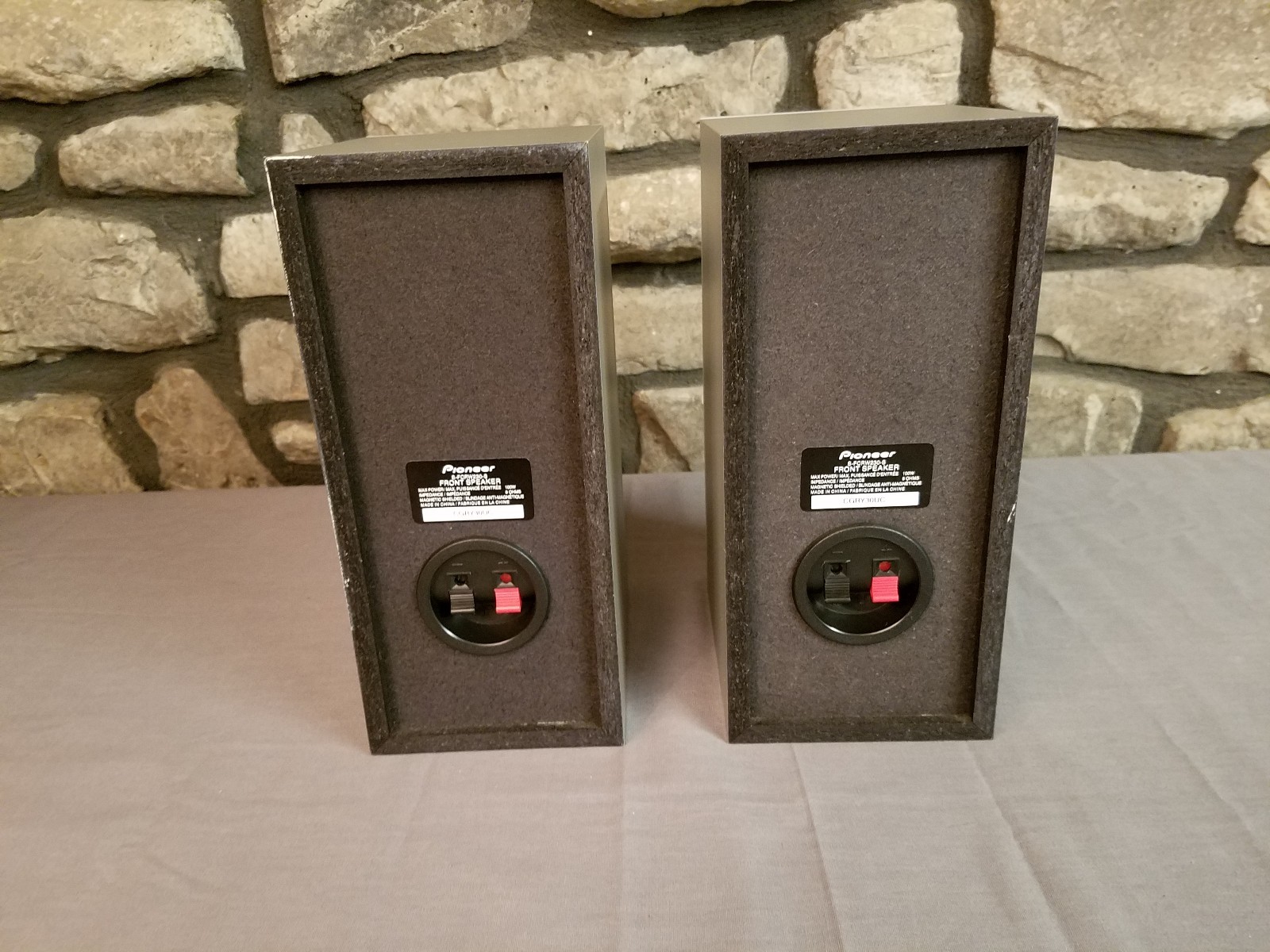 LOT OF 2 - PIONEER S-FCRW230-S FRONT SURROUND SOUND SATELLITE SPEAKERS - SILVER