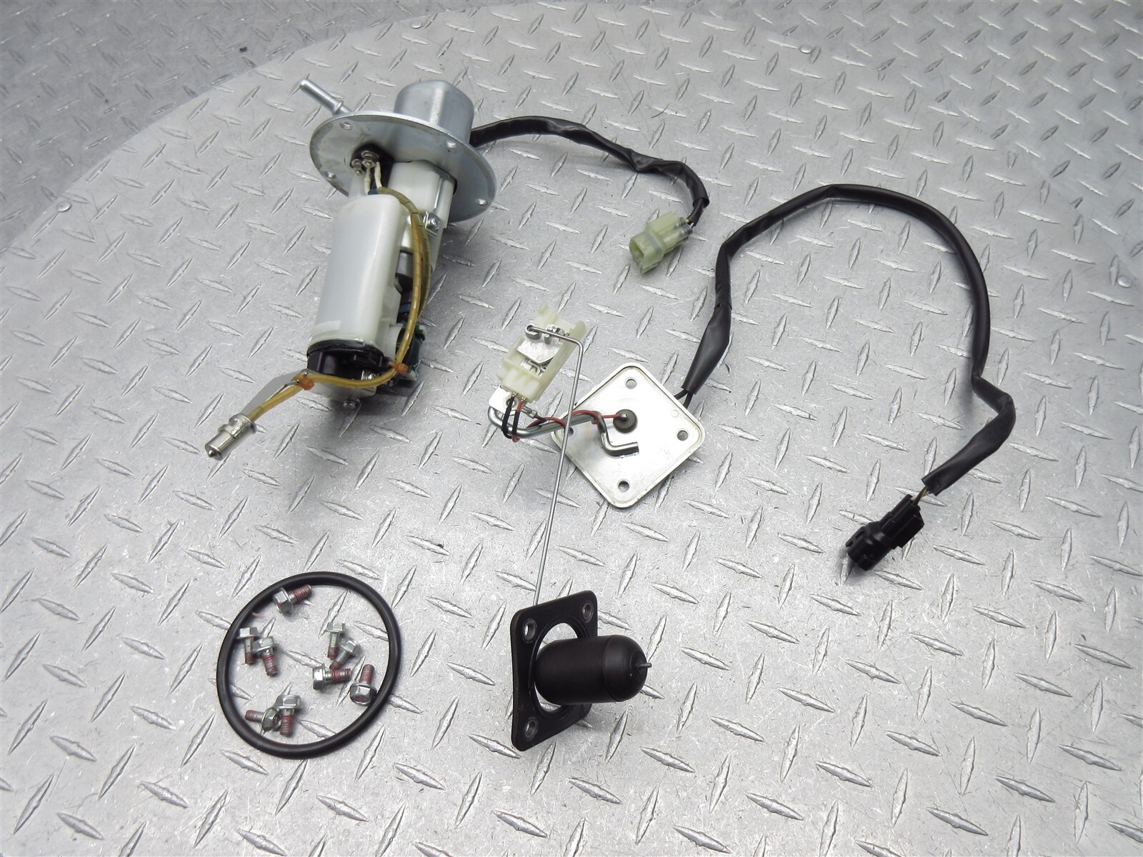 ニカ 2016 KAWASAKI NINJA H2 ZX1000 FUEL GAS PUMP | eBay