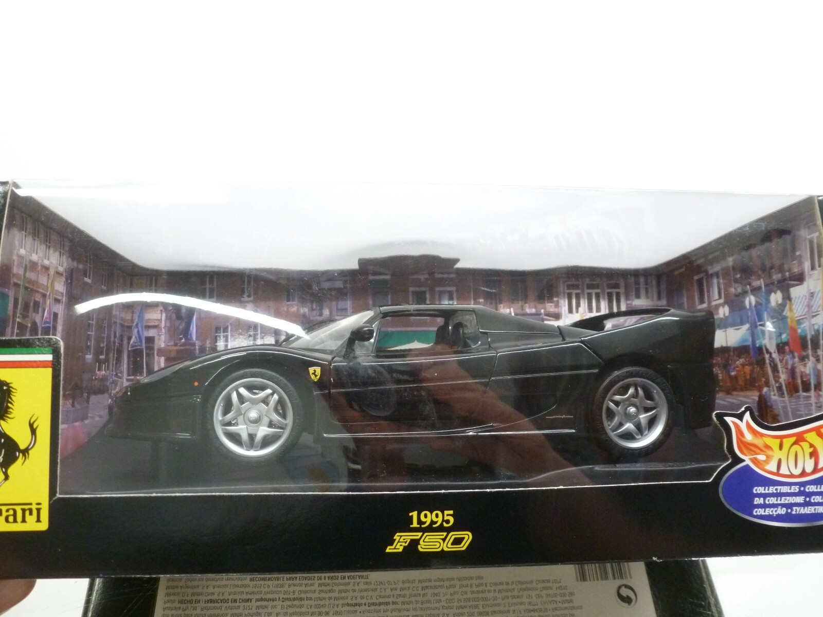 HOTWHEELS 23910 FERRARI F50 1995 - RARE COLOR -BLACK 1:18