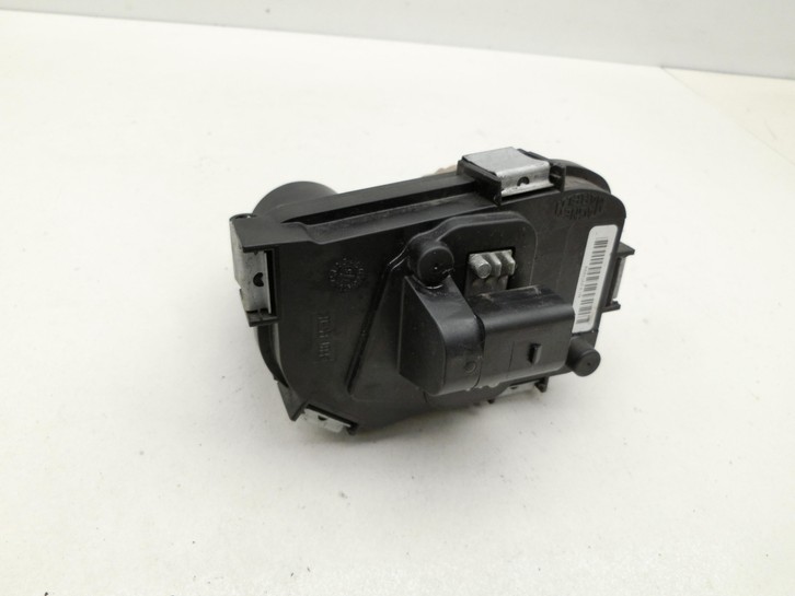 Opel Astra J 12-18 Stellmotor für Ansaugbrücke Opel Astra J 12-18 05.05.2015 868NAPA2R gebraucht Vorschau 5