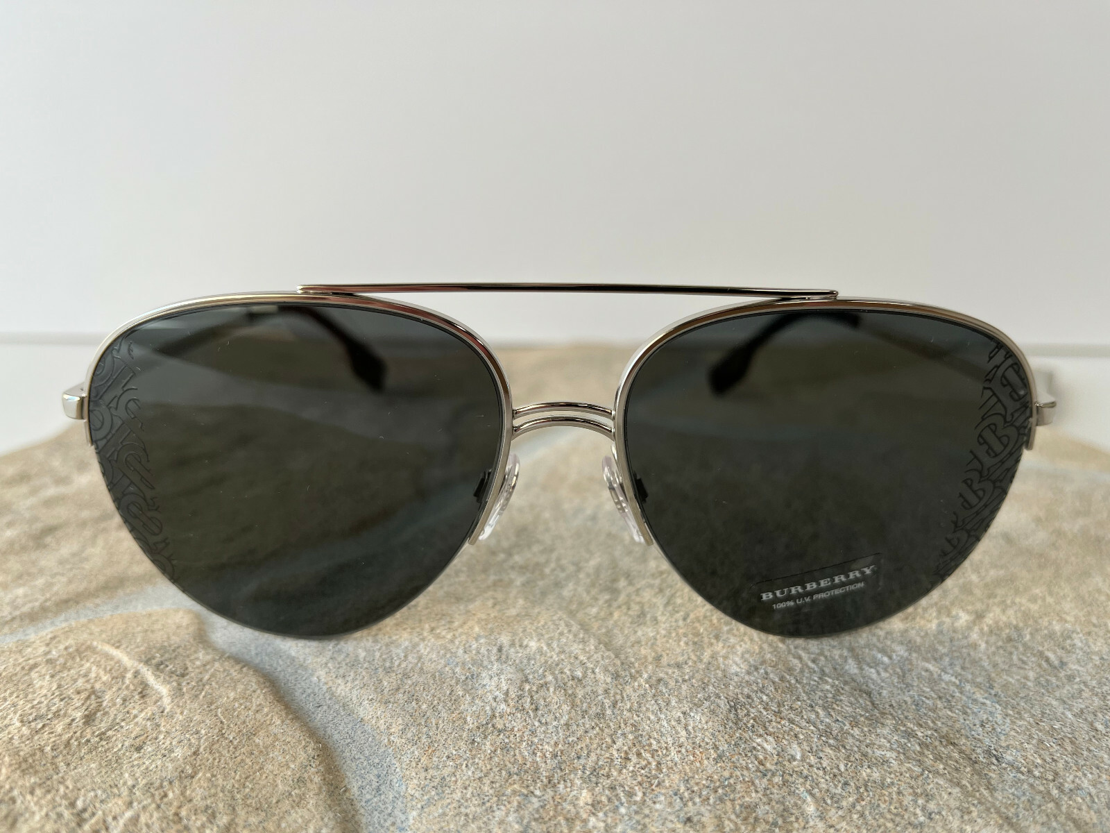 Pre-owned Burberry 3113 Sunglasses Color Silver 100587 In Gray