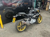BMW G 310 R