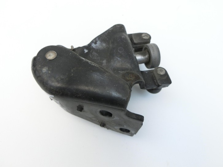 Peugeot Bipper 08-14 Kasten Führungsrolle für Schiebetür Rechts Mitte Hinten Peugeot Bipper 08-14 27.10.2011 gebraucht Vorschau 5
