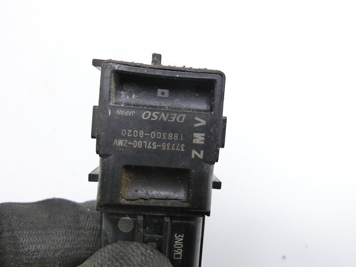 Suzuki Kizashi 09-16 Abstands Sensor Parksensor PDC Hinten Außen Pos.2 Suzuki Kizashi 09-16 20.09.2012 188300-8020... Vorschau 3