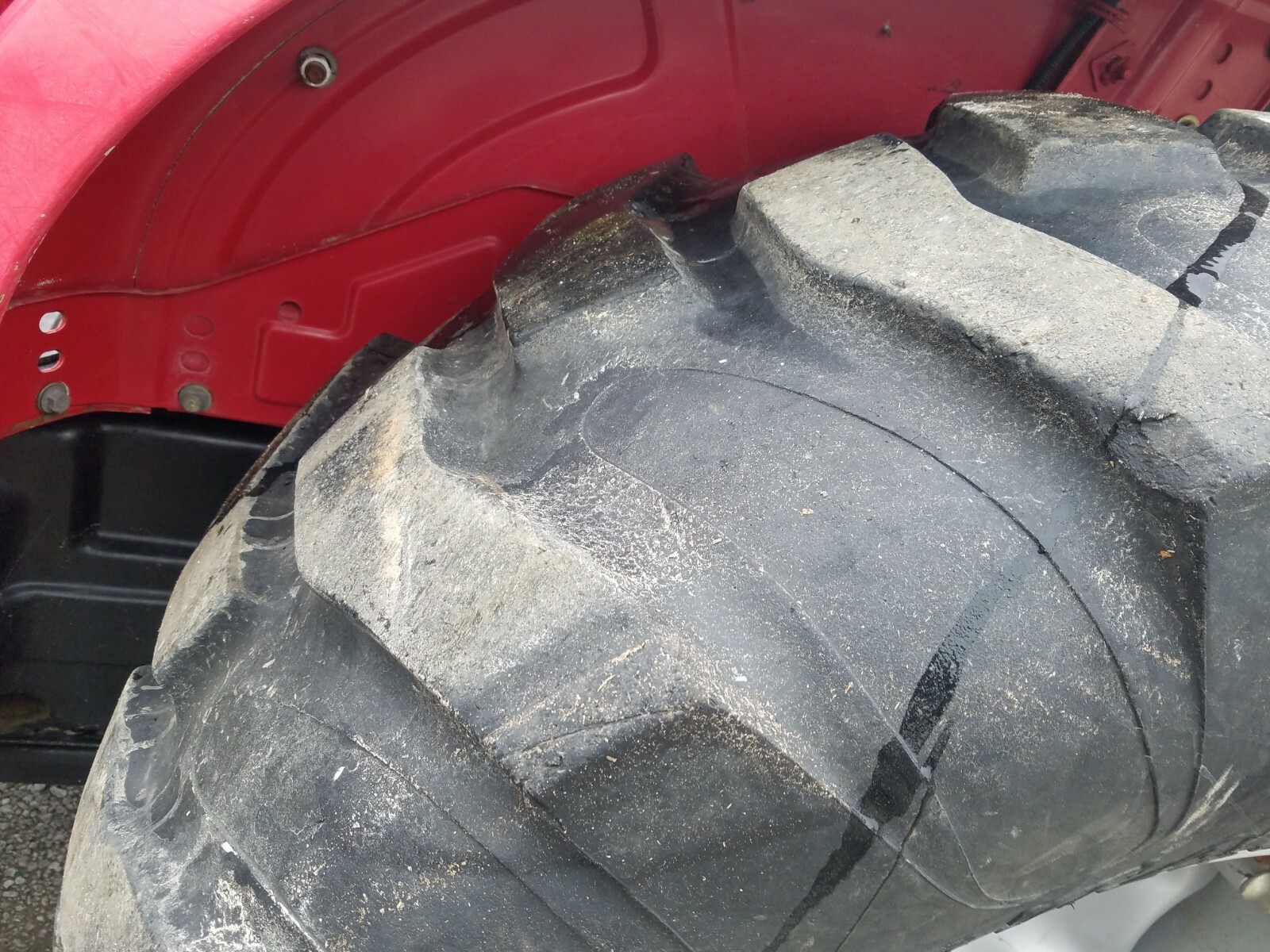 2010 Mahindra 5035 4WD Tractor and Loader