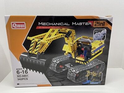 Excavator STEM toy Digger Mechanical Master 2 In 1 New In Box (box has damage)