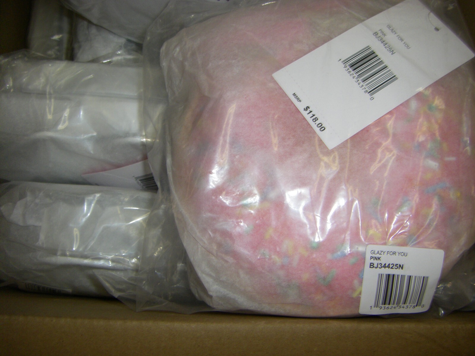 Betsey Johnson Kitsch Glazy For You Crossbody Bag Pink Sprinkle Donut New Sealed
