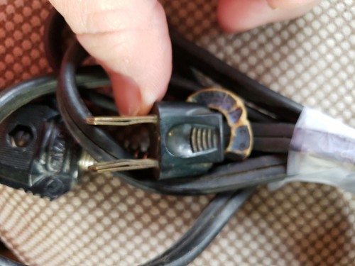 SMALL ELECTRIC APPLIANCE CORD Replacement 2 PRONG 5A 250V/10A 125V ROYAL 68