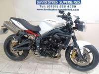 Triumph Street Triple 675-R 61-REG ONLY 411 DRY MILES WITH EXTRAS £5399.OTR