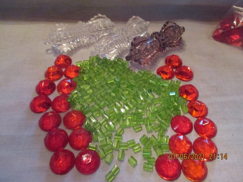 VINTAGE PLEXI BAR BELL PENDANTS  LIME GREEN BAGUETTES 