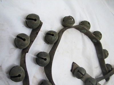 Set 36 Brass Sleigh Neck Bells Horse Musical Equestrian Double Throat