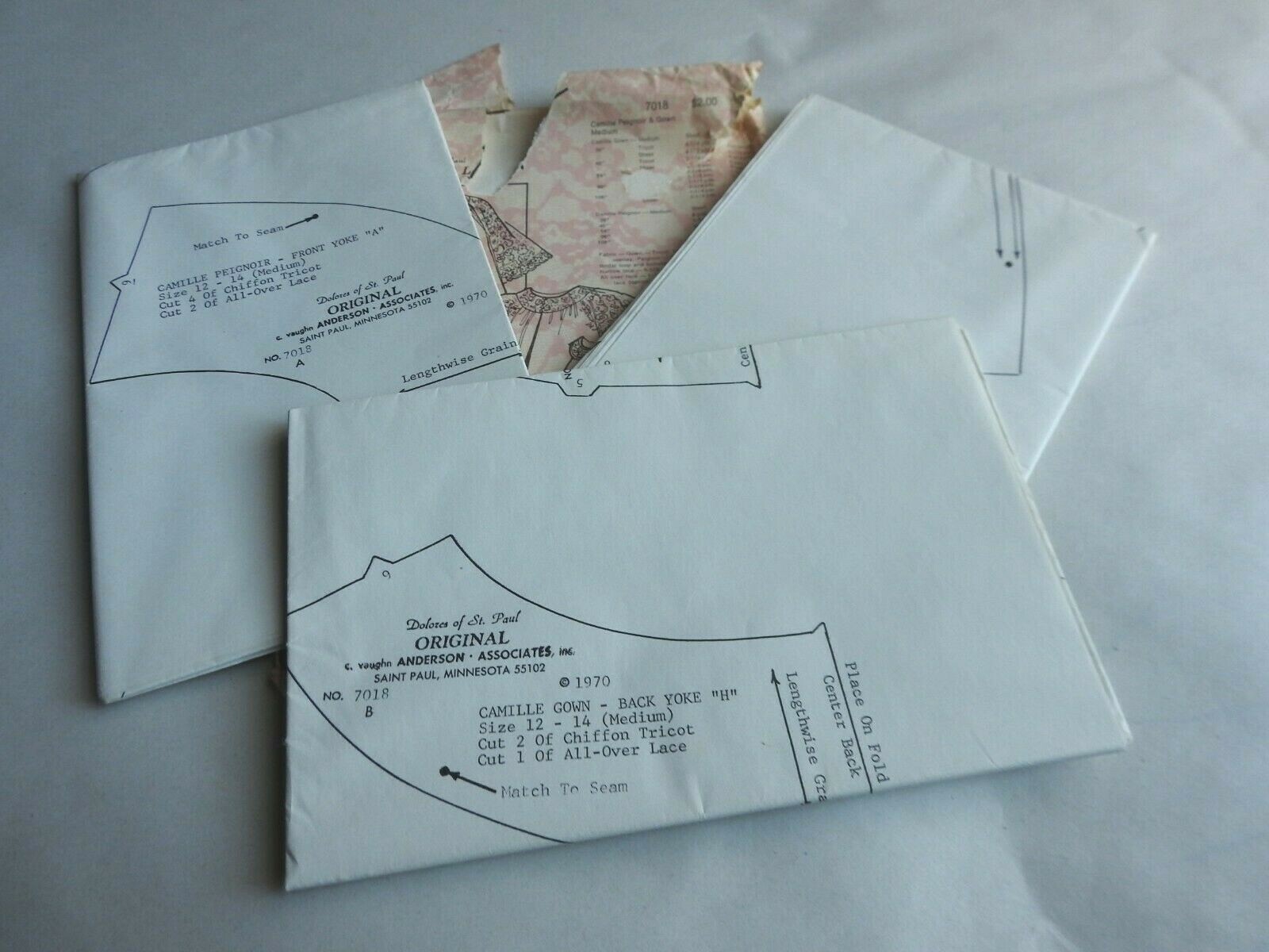 Vtg Dolores of St.Paul Original Pattern 7018 Camille Peignoir & Gown Set Size-M