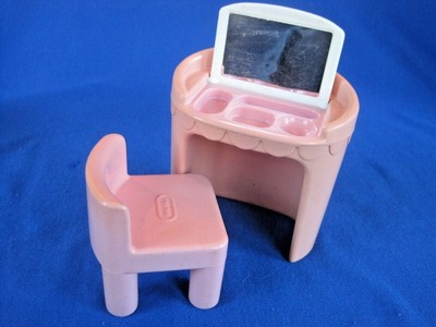 little tikes childrens table and chairs