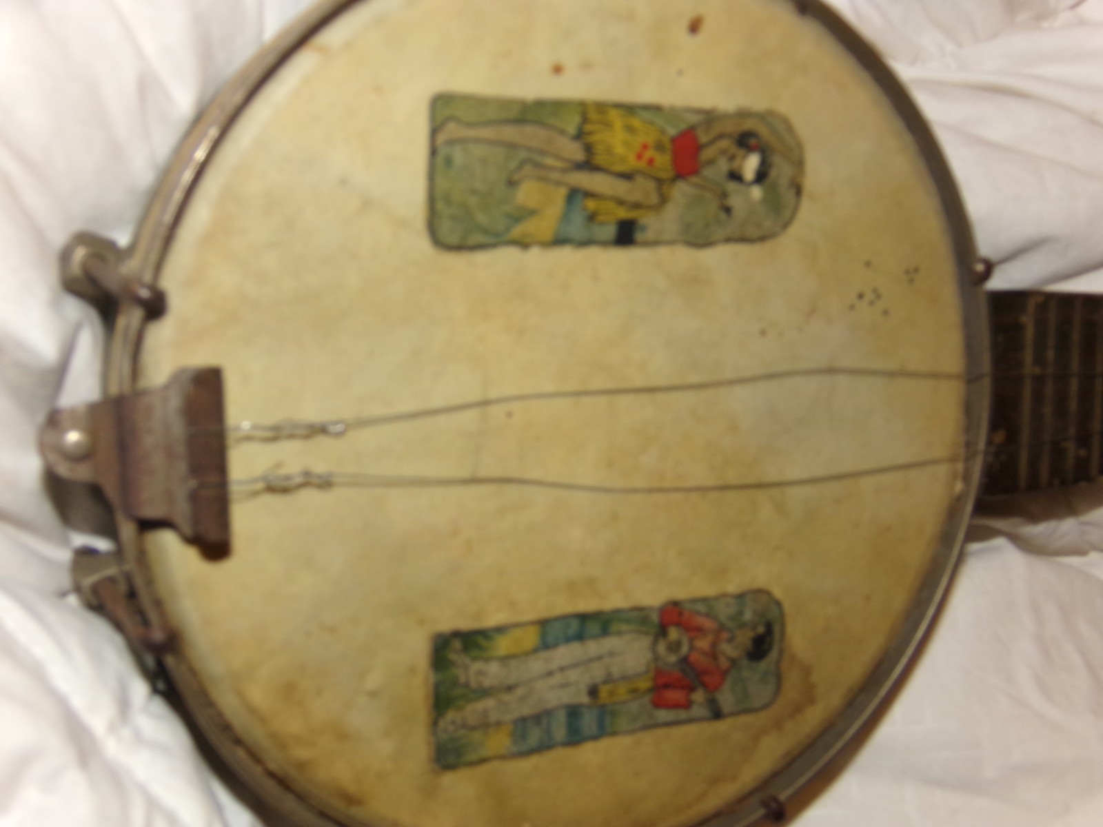 Vintage Banjo Ukulele 1940s? 21