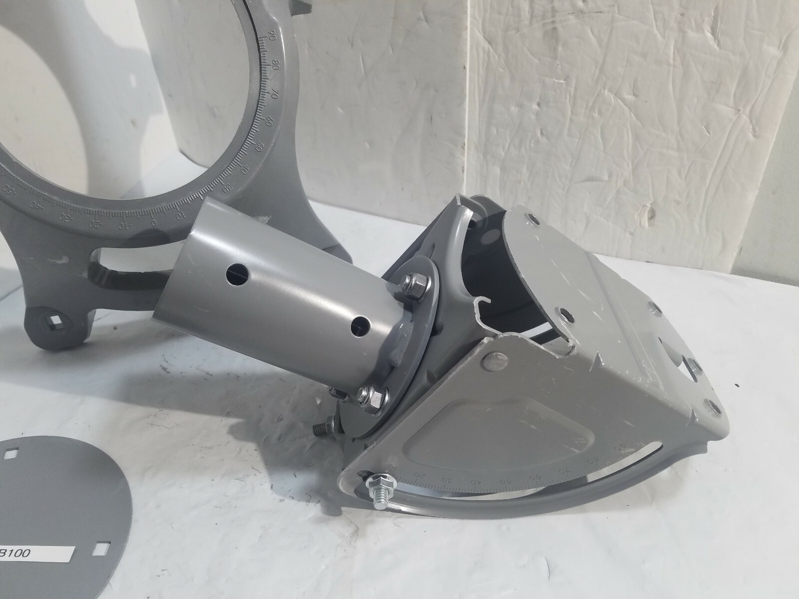 New Skyware Global Antenna Kit AZ/EL 74CM KU/KA Mount Hardware 1503778-0002