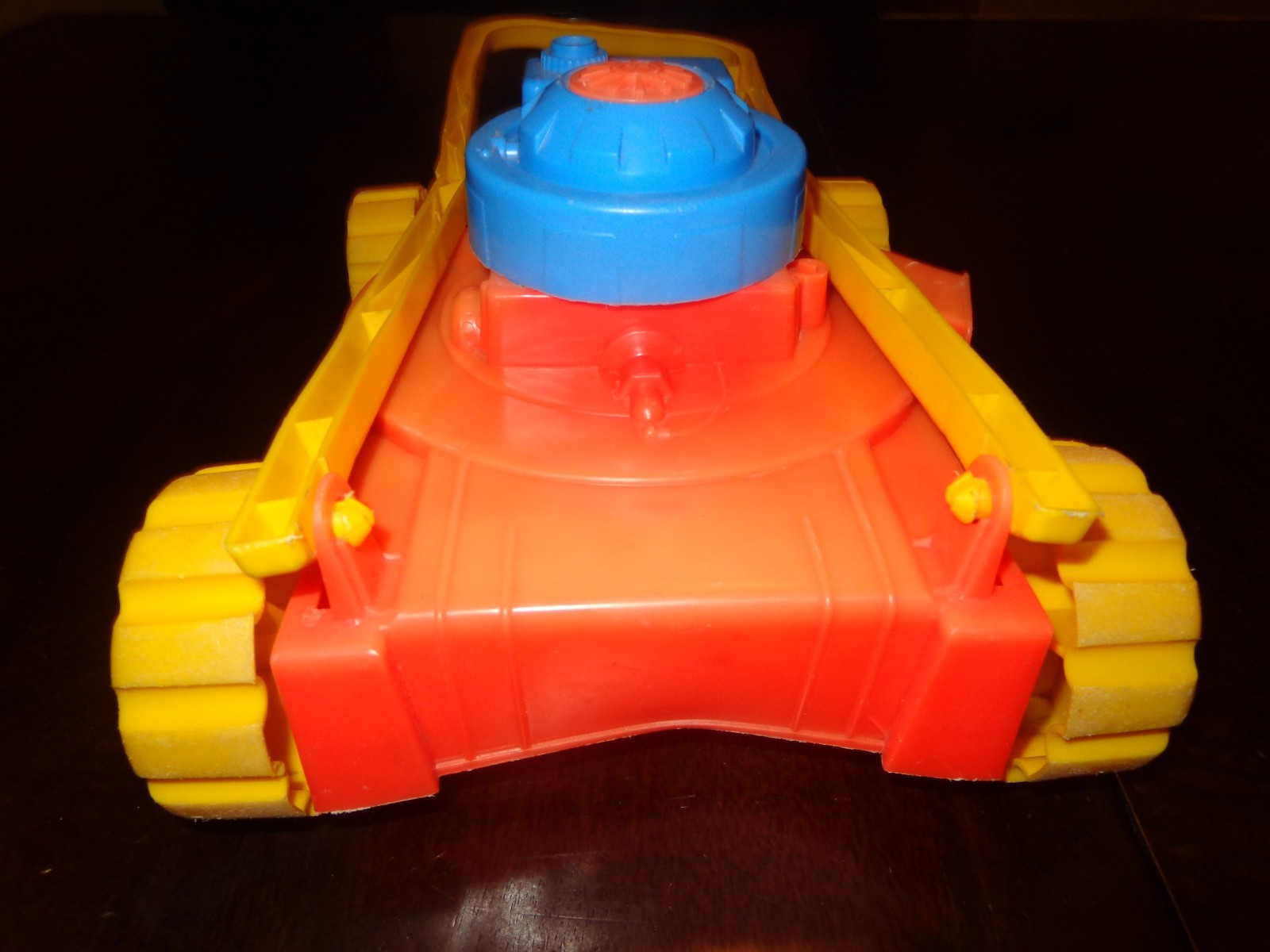 VTG - H-G TOYS PLASTIC CHILDS CHILDRENS KID PUSH LAWN MOWER WORKING SOUND NOISE