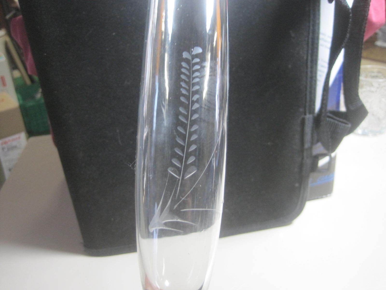 Crystal Bud Vase with Etched Flower and Leaf Decor 10