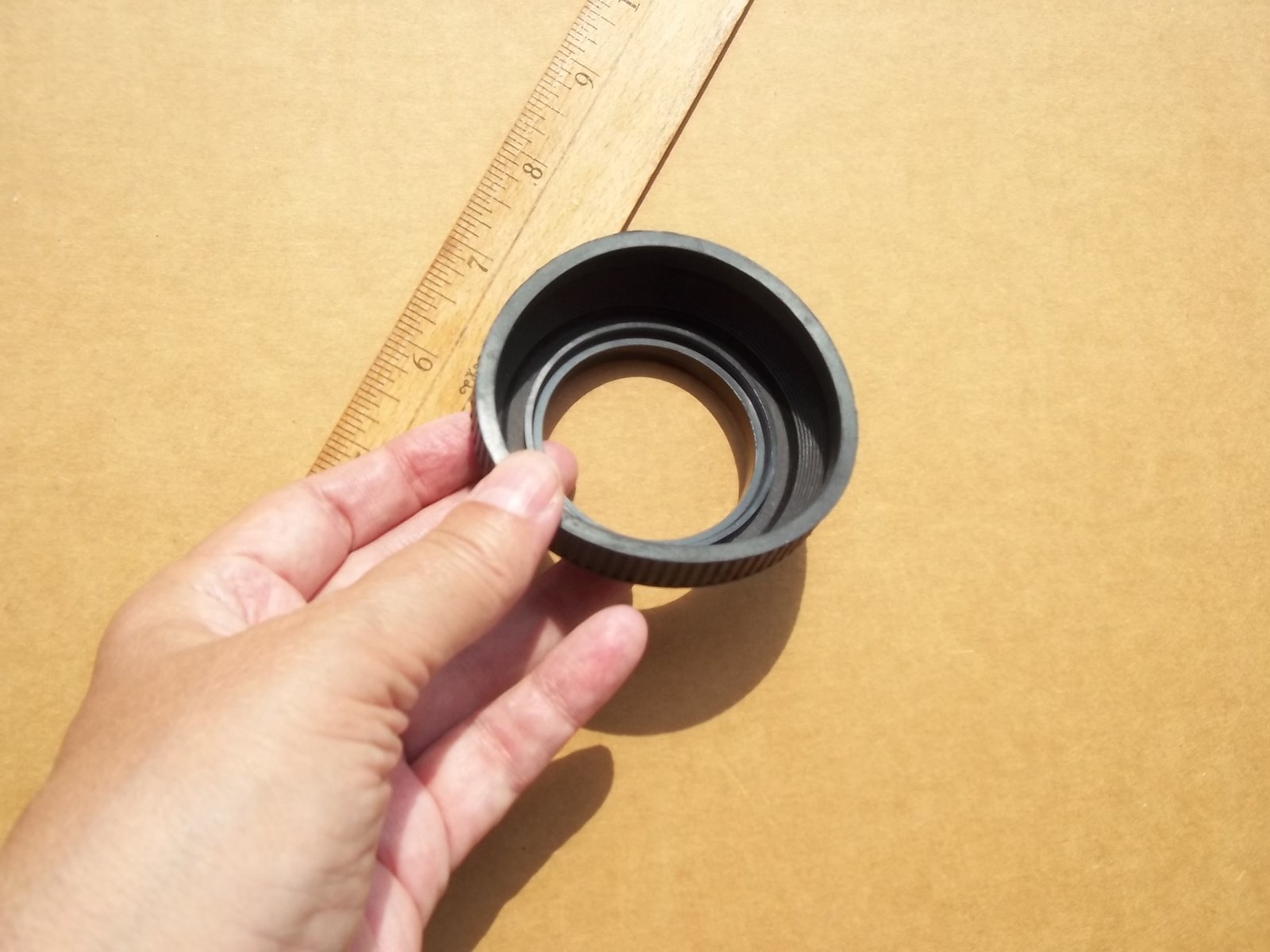LENS HOOD, RUBBER COLLAPSIBLE STYLE, THREADED, 52MM