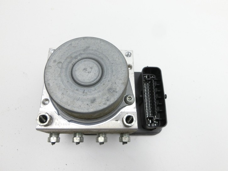 Toyota Prius IV ZVW5 16-19 ABS Steuergerät Aggregat Hydraulikblock Toyota Prius IV ZVW5 16-19 02.09.2016... Vorschau 2