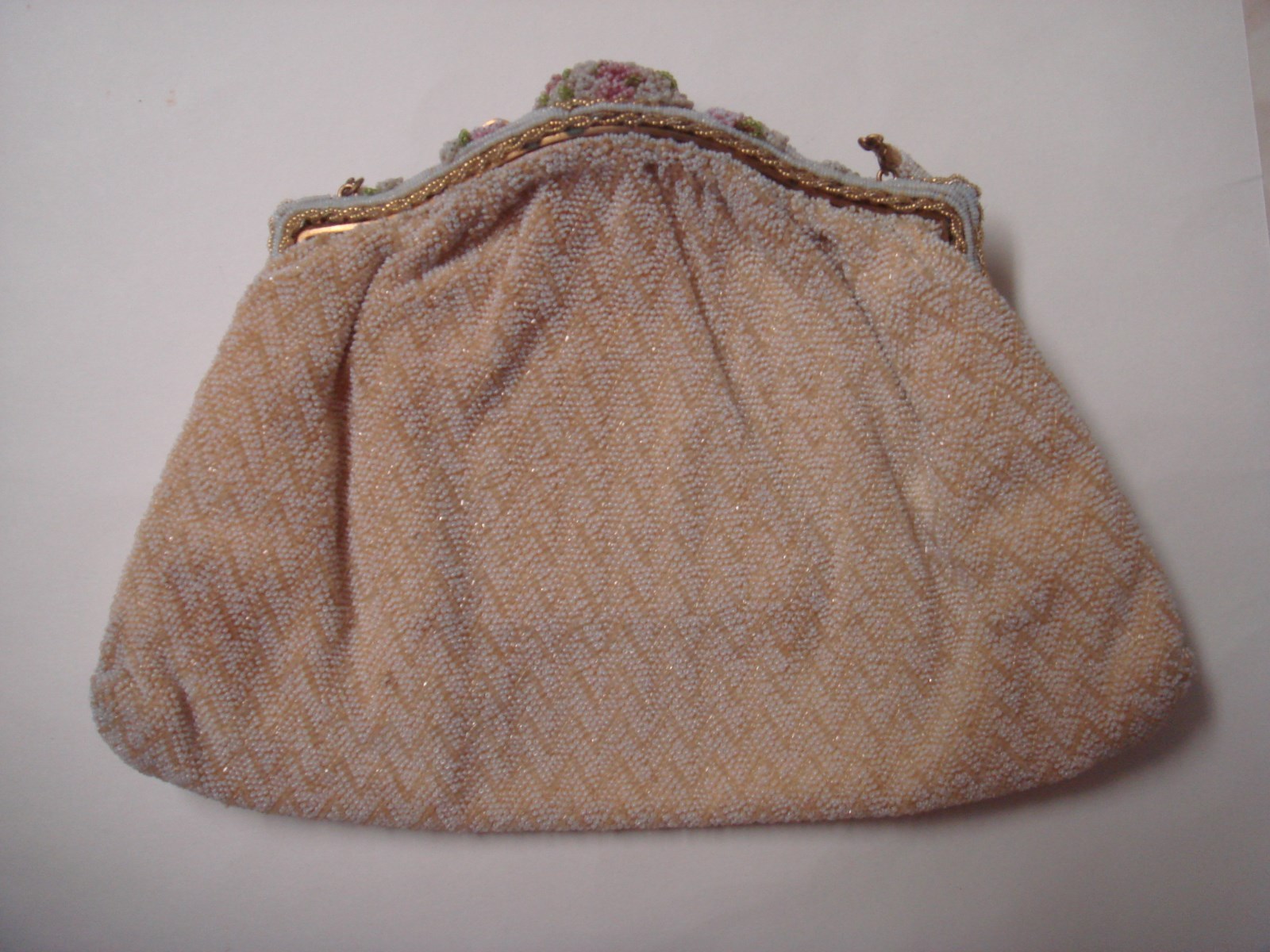 VTG FRENCH HANDMADE MICRO BEADED VICTORIAN ROSE EVENING PURSE