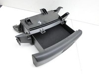 VW Golf Plus 5M 08-14 Ablagefach Staufach Fach Vorne Rechts VW Golf Plus 5M 08-14 30.05.2012 5M0882600B gebraucht Vorschau 5
