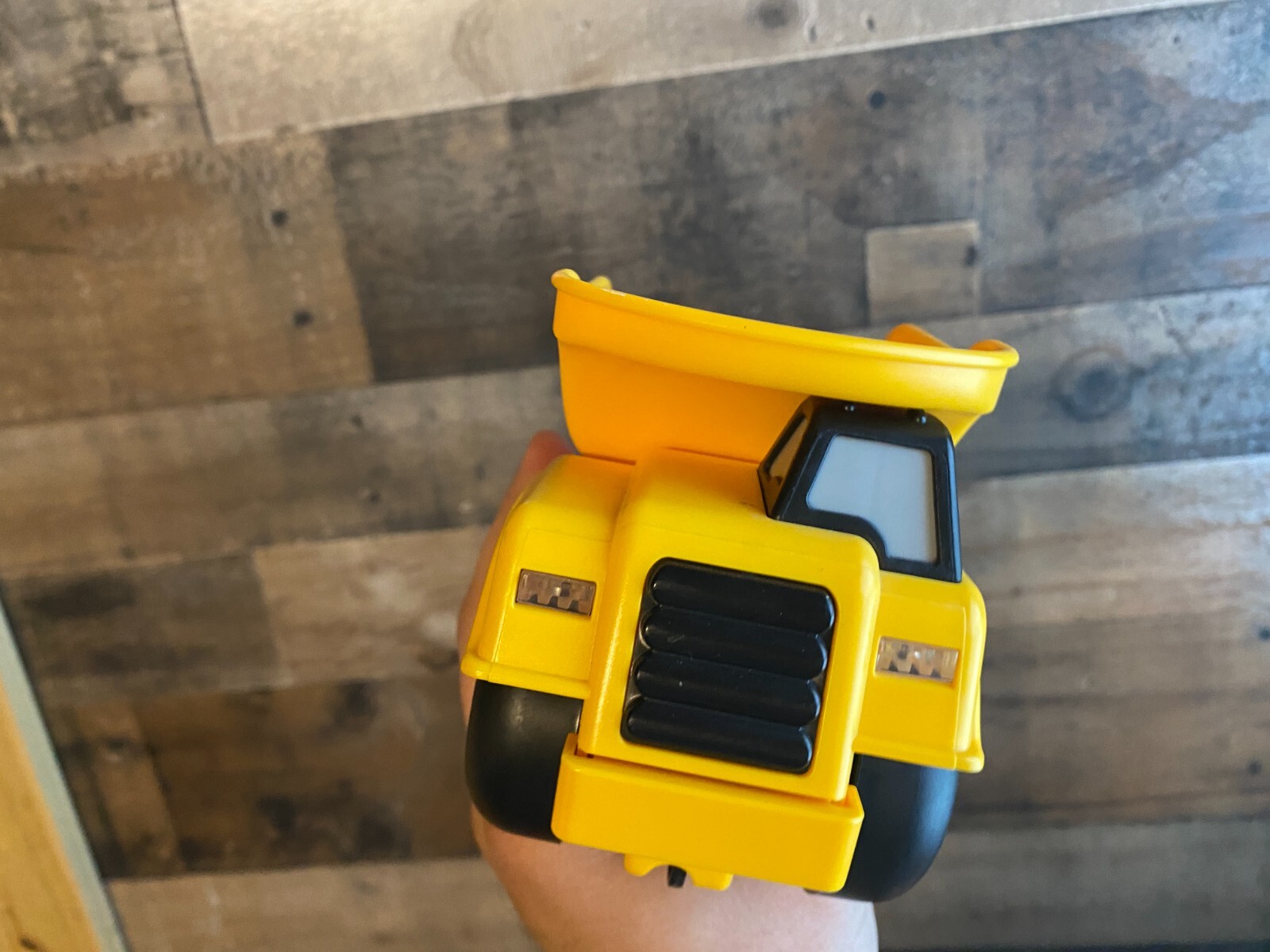 Toy State Dump Truck Flashing Lights Sound Motion Moving Works Caterpillar Kids