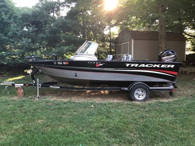 TRACKER TARGA V-18...MERCURY 115.....LOW HOURS!!!!!