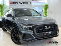 STUNNING ! 2021 AUDI Q8 S-LINE 50 BiTURBO BLACK EDITION 3.0 TDI + FREE DELIVERY!