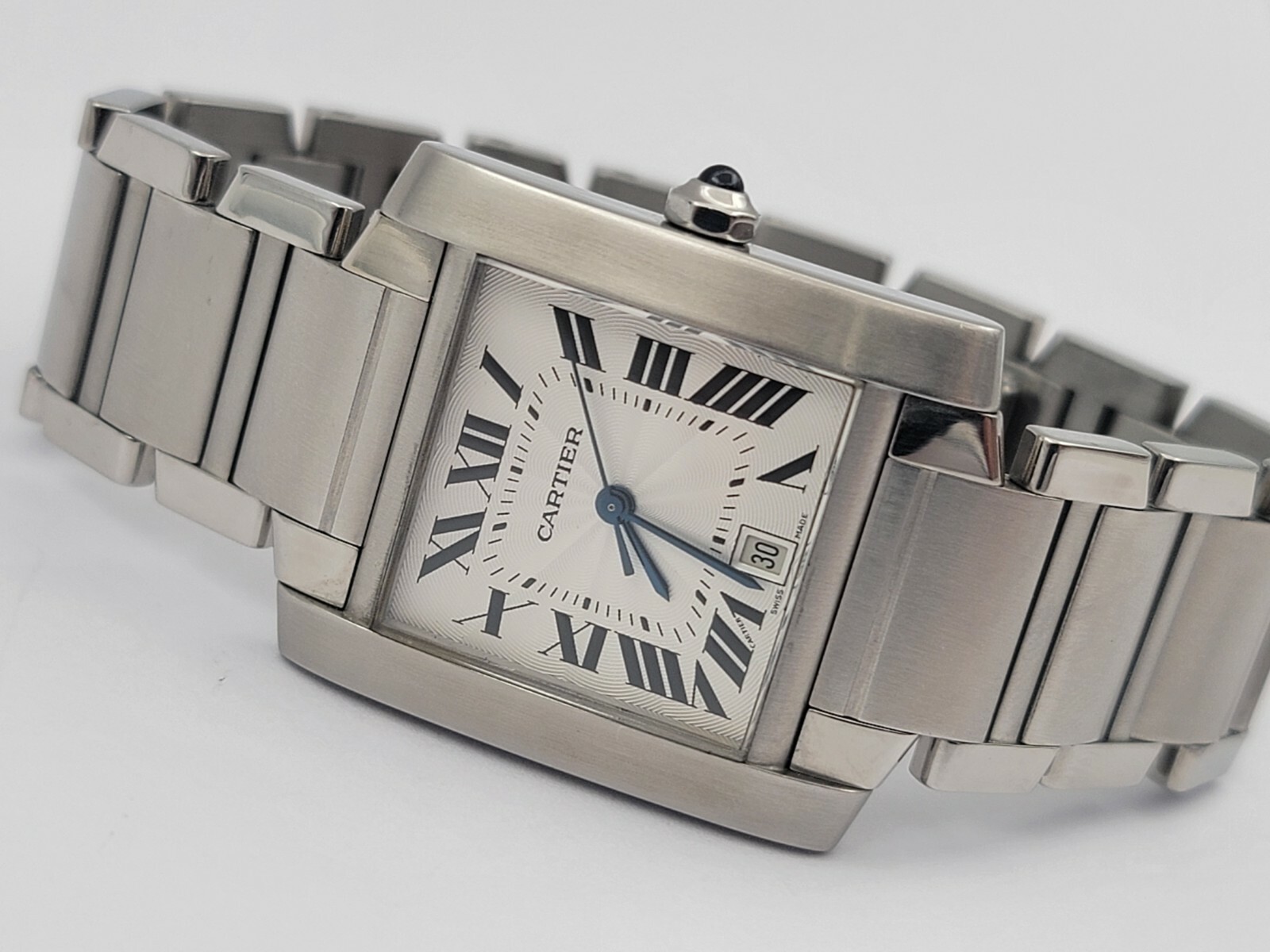 Купить Наручные часы CARTIER Tank 