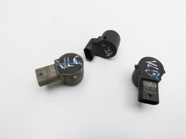 Opel Astra K 19-21 Abstands Sensor Parksensor PDC 3 Stück Opel Astra K 19-21 26.01.2021 13287419 39202074 gebraucht Vorschau 4