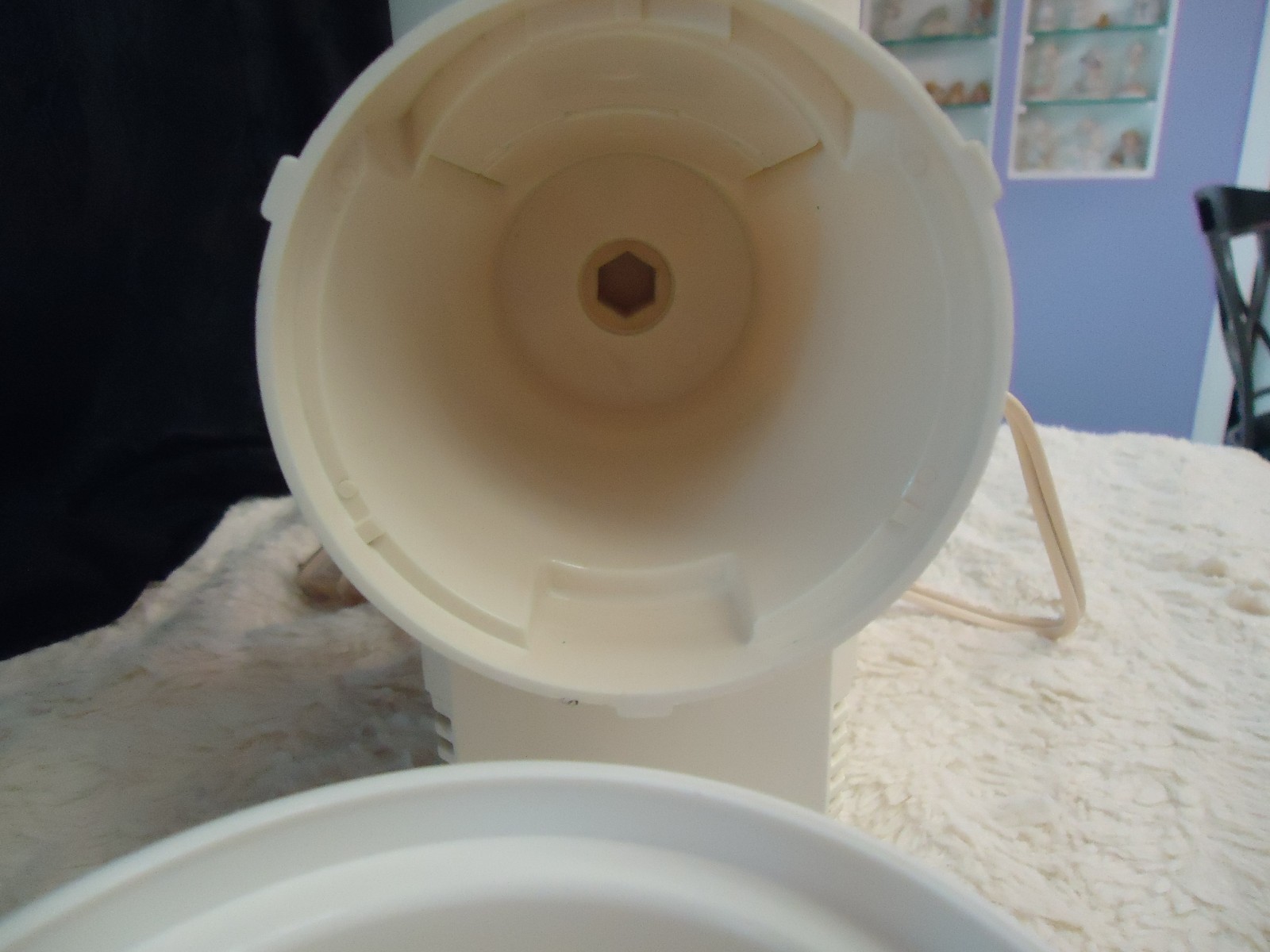 PRESTO PROFESSIONAL ELECTRIC SALAD SHOOTER MODEL 0297001 ( incomplete )