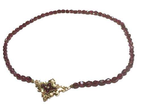 15k Antique Georgian Necklace faceted Garnet clasp Garnet beads