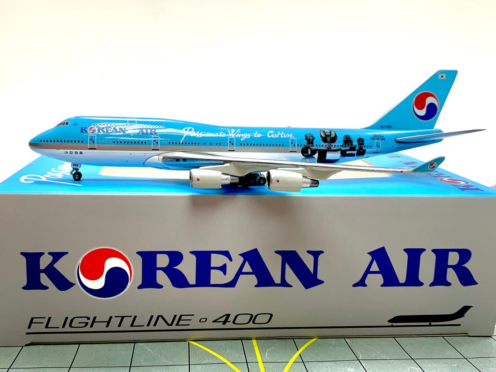 JC Wings 1:200 大韓航空 B747-400 HL7488 JC Wings 1:200 Korean Air Cargo Boeing B747-400(BCF) 
