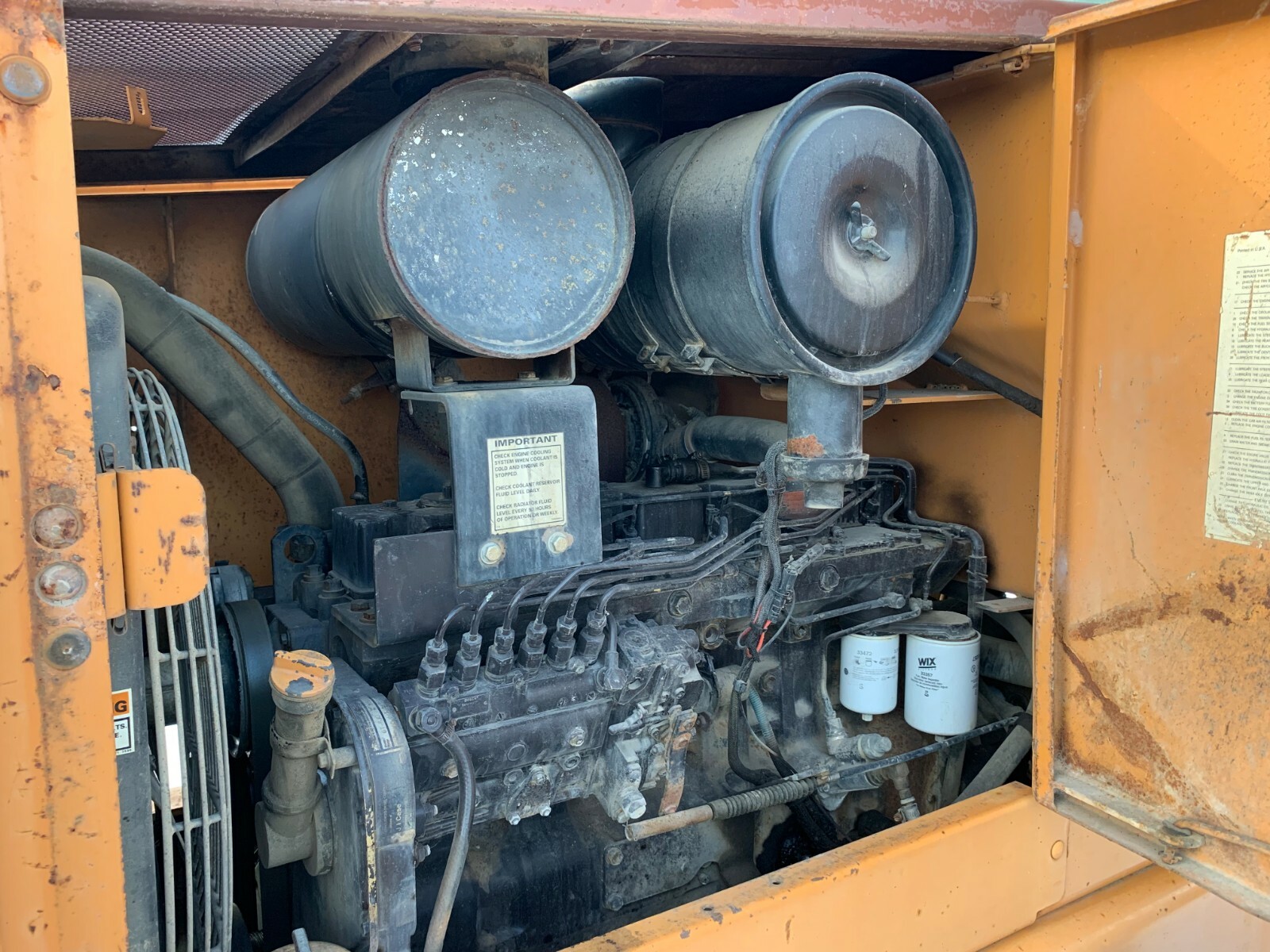 Case 721B Front End Loader 3.5 Cubic Yard Bucket In Better Than Good Condition