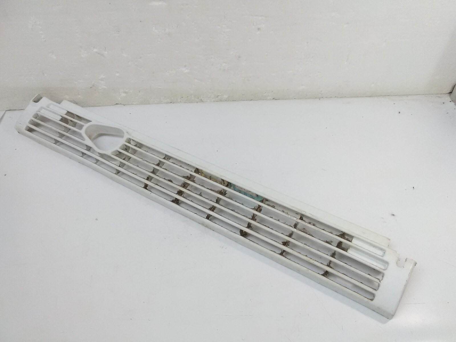 T195 Amana Refrigerator Kick Plate WPW10311032 from model ASD2522WRW04の