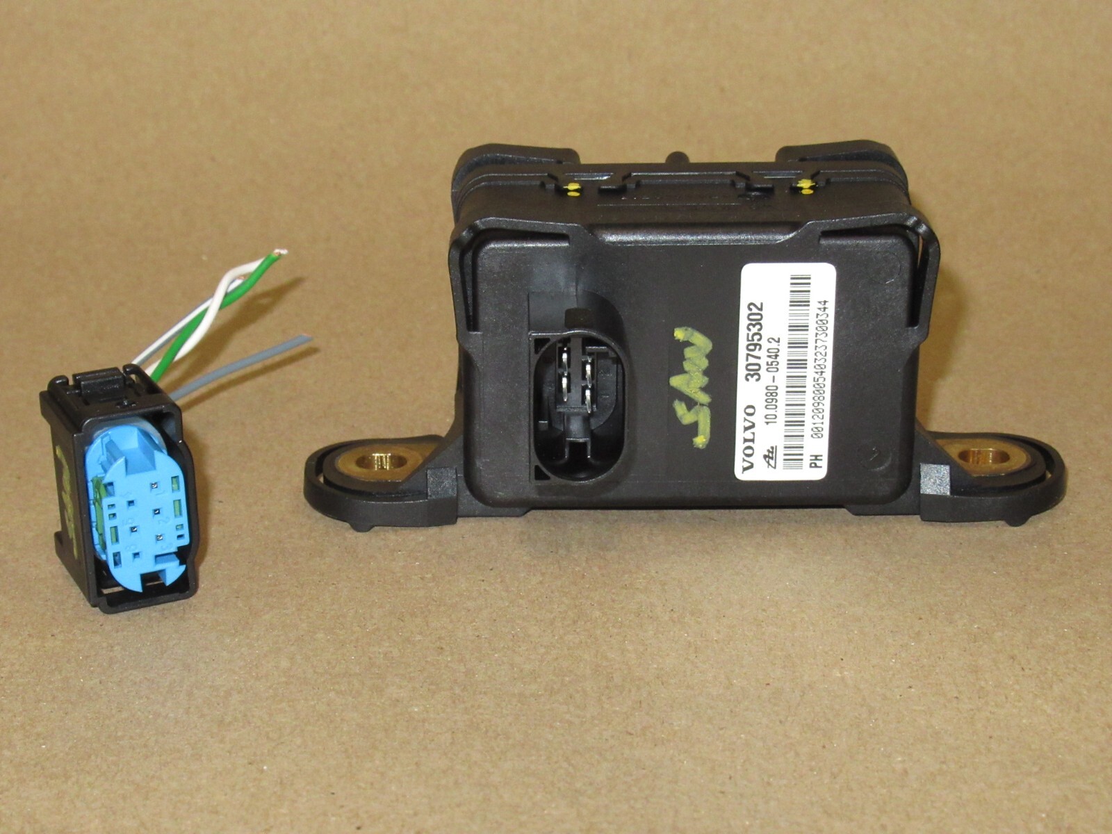 08-14 XC90 YAW Rate (AYC) Anti Skid Control Sensor 30667512 08-14 XC90 YAW Rate (AYC) Anti Skid Control Sensor 30667512