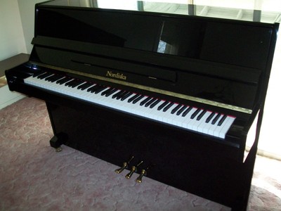 Nordiska Upright/Console Piano