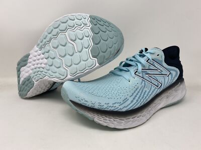 Женские кроссовки New Balance 1080 V11, бледно-голубой холодный/черный, 10 B(M) США