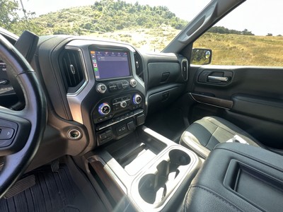 image 4 of interior