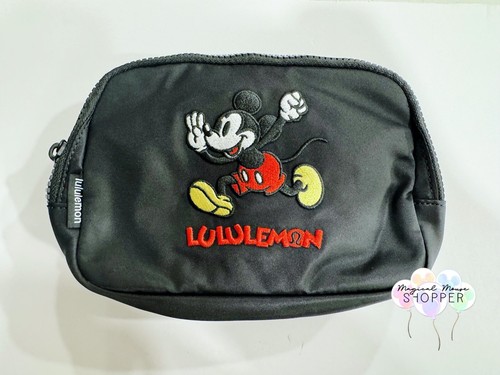 カナダ現地購入Disney x　ルルレモン Everywhereベルト Bag黒 カナダ現地購入Disney x ルルレモン Everywhereベルト Bag黒
